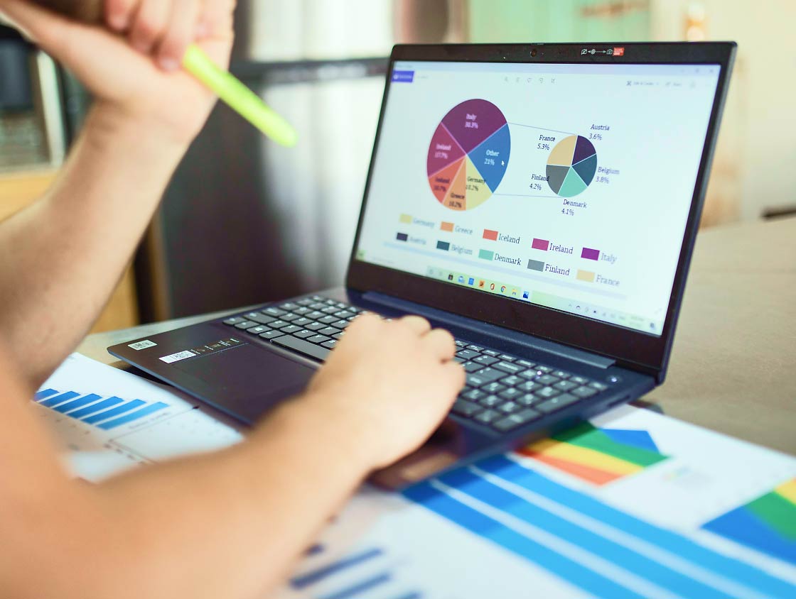 Configure & Launch Zoho Apps for your business